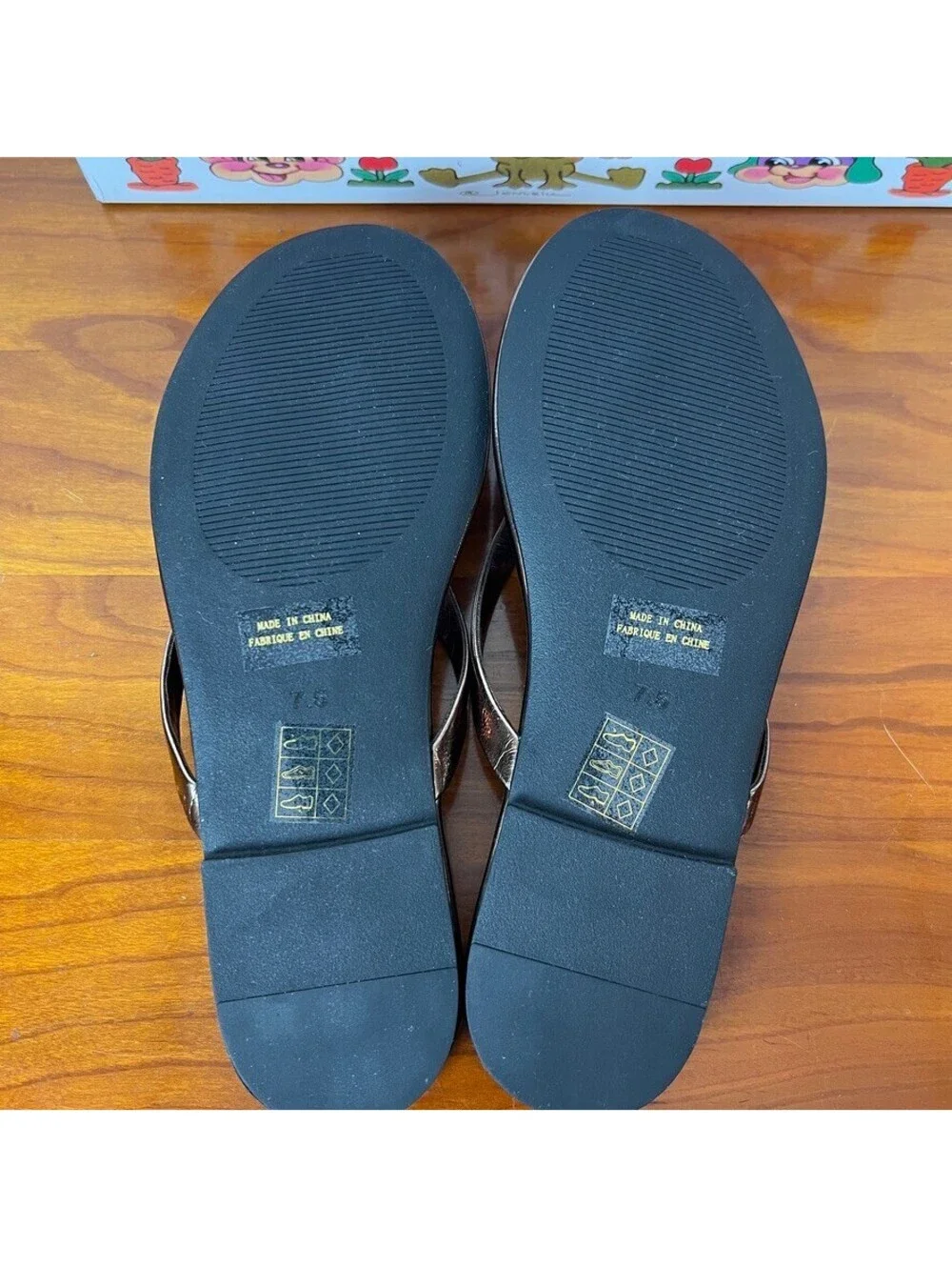 Jeffrey Campbell Kierra Free People Bronze Metallic Thong Sandals 7.5 NWT